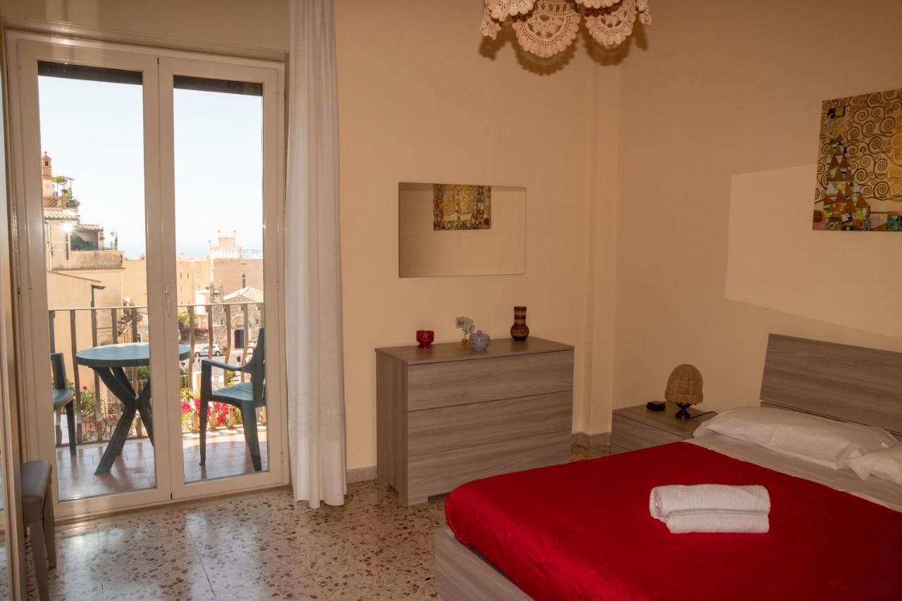 Casa Vacanze Il Vicolo Таормина Экстерьер фото